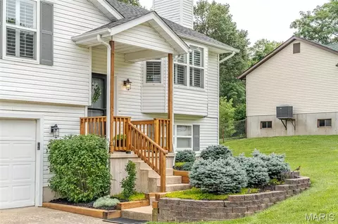 Exterior - 7716 Meadow View Cir, Union, MO 63084 photo 12 of 13