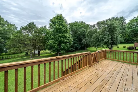 Exterior - 7716 Meadow View Cir, Union, MO 63084 photo 4 of 13