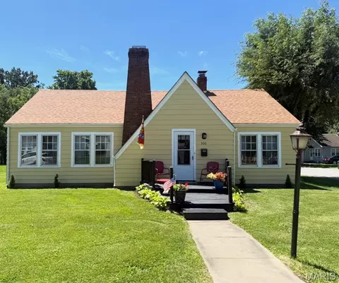 306 E Main St, Bowling Green, MO 63334