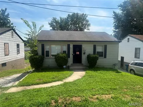 7100 Beulah Ave, Saint Louis, MO 63136