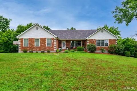 24025 Stable Ln, Waynesville, MO 65583