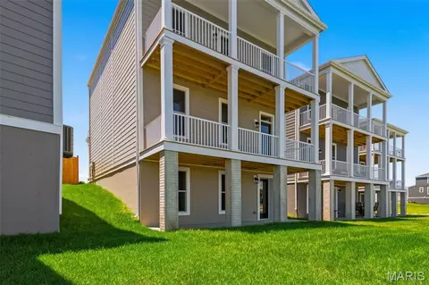 222 Marais Temps Clair Way, Saint Charles, MO 63301