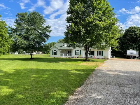 341 E Dent St, Ironton, MO 63650