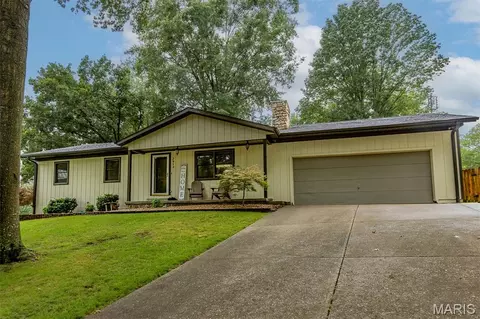 2913 Alta Cuesta Dr, Cape Girardeau, MO 63701
