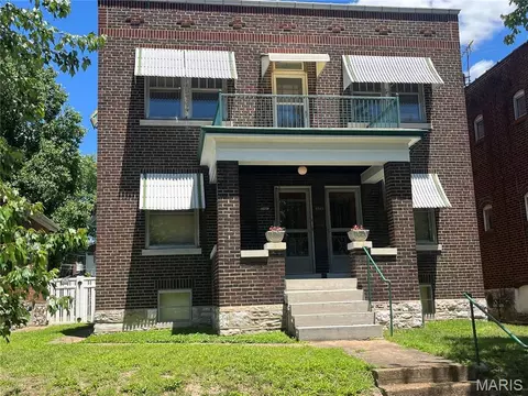 4629 Quincy St, Saint Louis, MO 63116