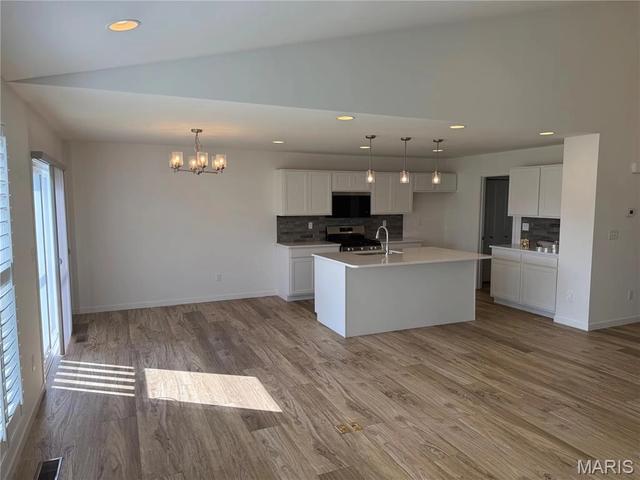 2040 Central Park Drive Dr, Troy, MO 63379