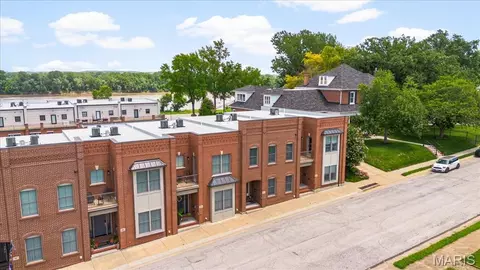 107 E Main St, Washington, MO 63090 photo 4