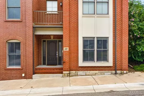 107 E Main St, Washington, MO 63090 photo 3