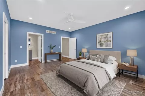 Bedroom - 107 E Main St, Washington, MO 63090 photo 3 of 8