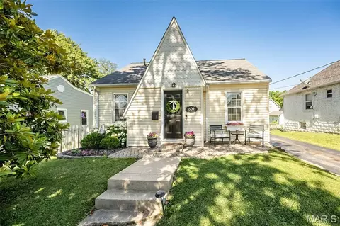 609 S Fillmore Ave, Kirkwood, MO 63122