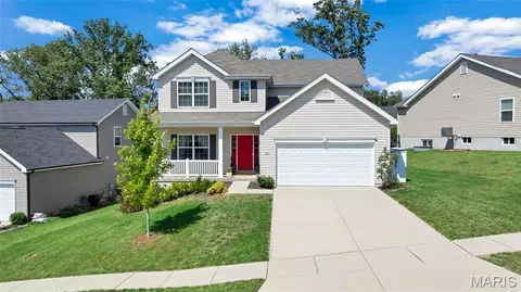 Exterior - 425 Dusty Brook Dr, O'fallon, MO 63366 photo 9 of 13