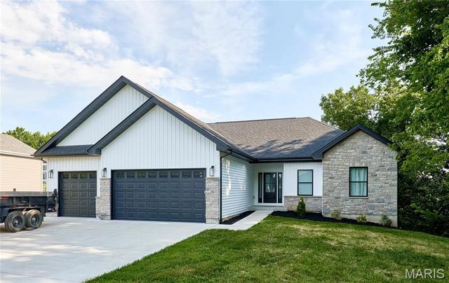 10253 Hawthorn Rd, Foristell, MO 63348