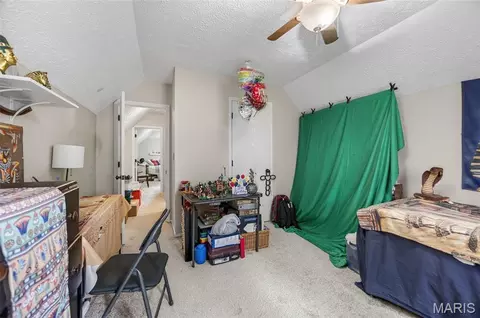 Bedroom - 15420 Talbot Ln, Saint Robert, MO 65584 photo 5 of 7