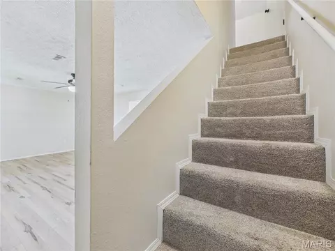 Entry Way - 15420 Talbot Ln, Saint Robert, MO 65584 photo 6 of 7