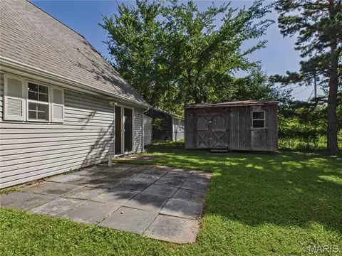 Exterior - 15420 Talbot Ln, Saint Robert, MO 65584 photo 6 of 9
