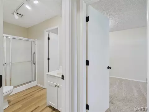 Entry Way - 15420 Talbot Ln, Saint Robert, MO 65584 photo 4 of 7
