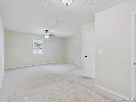 Bedroom - 15420 Talbot Ln, Saint Robert, MO 65584 photo 3 of 8