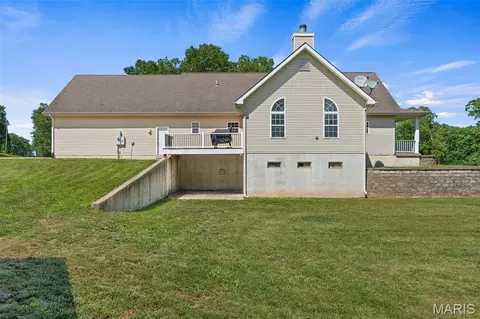Exterior - 15774 Cox Rd, Wright City, MO 63390 photo 5 of 8