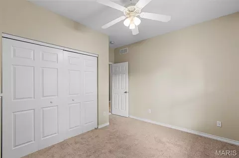 Bedroom - 15774 Cox Rd, Wright City, MO 63390 photo 9 of 11