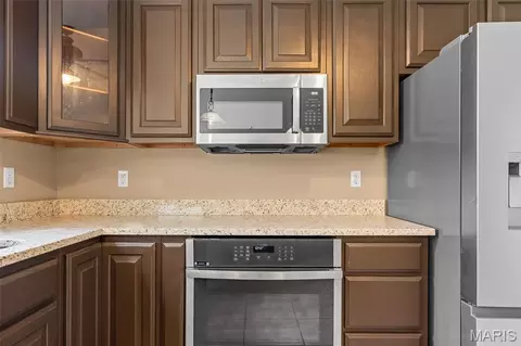 Kitchen - 15774 Cox Rd, Wright City, MO 63390 photo 7 of 7