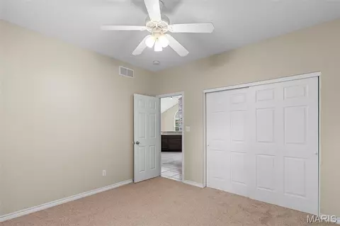 Bedroom - 15774 Cox Rd, Wright City, MO 63390 photo 6 of 11