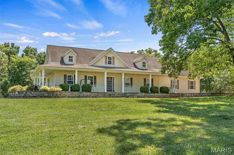 Exterior - 15774 Cox Rd, Wright City, MO 63390 photo 2 of 8
