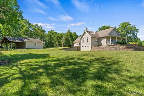 Exterior - 15774 Cox Rd, Wright City, MO 63390 photo 7 of 8