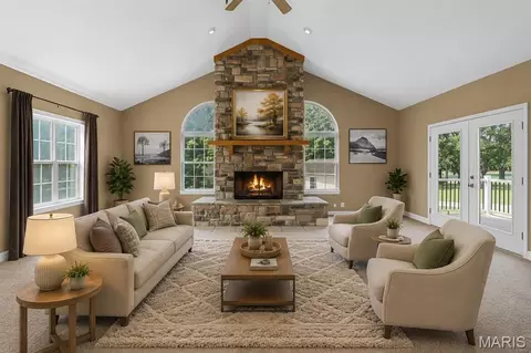 Living - 15774 Cox Rd, Wright City, MO 63390 photo 1 of 9