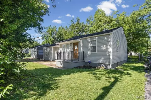 31 Judith Ln, Fairview Heights, IL 62208