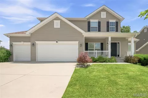 1278 Harvester Dr, Chesterfield, MO 63005