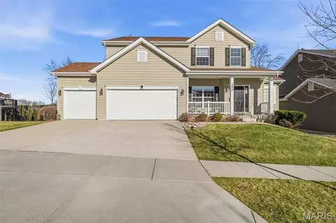 1278 Harvester Dr, Chesterfield, MO 63005