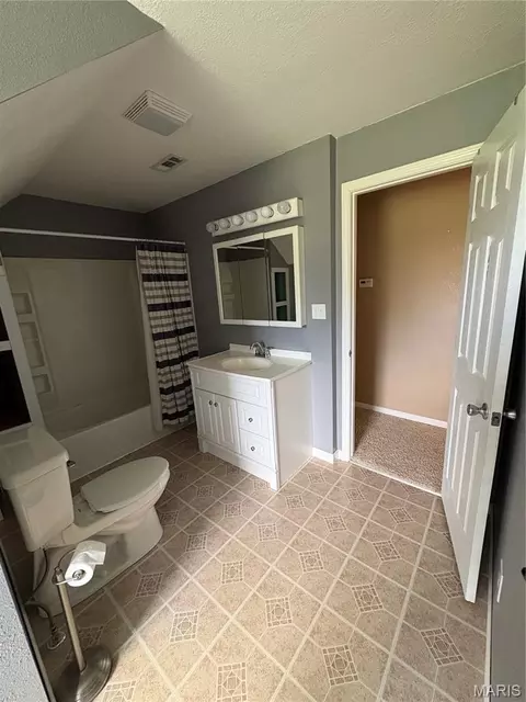 Bath - 23458 E Highway 32, Boss, MO 65440 photo 4 of 5