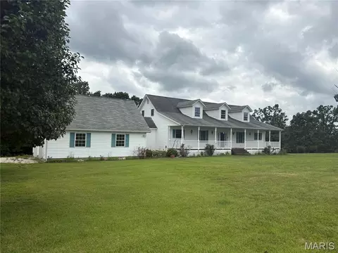 23458 E Highway 32, Boss, MO 65440