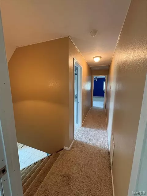 Entry Way - 23458 E Highway 32, Boss, MO 65440 photo 7 of 8