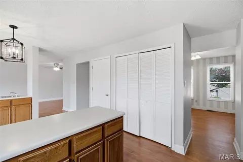 Entry Way - 2732 Bromley Dr, O'fallon, MO 63368 photo 3 of 5