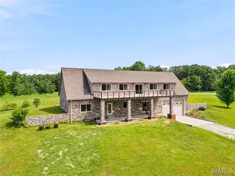 Exterior - 24613 Shady Oak Pl, Perry, MO 63462 photo 2 of 24
