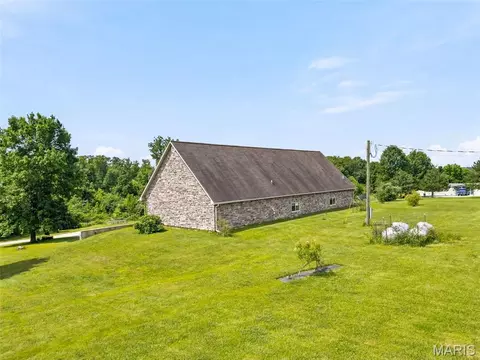 Exterior - 24613 Shady Oak Pl, Perry, MO 63462 photo 19 of 24