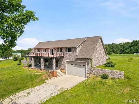Exterior - 24613 Shady Oak Pl, Perry, MO 63462 photo 3 of 24
