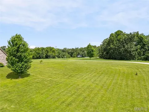 Exterior - 24613 Shady Oak Pl, Perry, MO 63462 photo 8 of 24