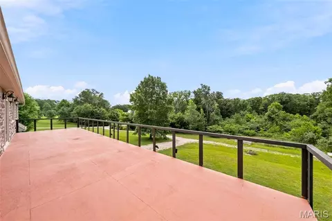 Exterior - 24613 Shady Oak Pl, Perry, MO 63462 photo 4 of 24