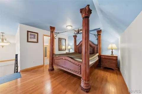 Bedroom - 24613 Shady Oak Pl, Perry, MO 63462 photo 8 of 10