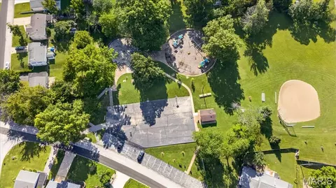 View/Area - 200 Hillcrest Blvd, Ballwin, MO 63021 photo 1 of 3