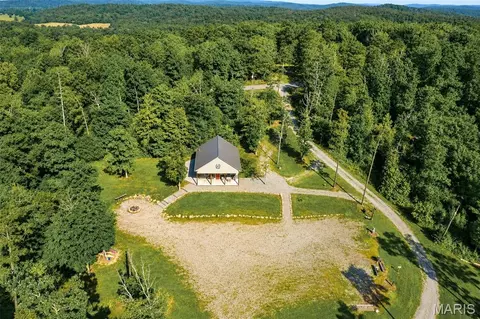 7067 Hwy C, Fredericktown, MO 63645
