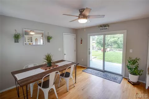 Dining - 24 Islander Dr, Brighton, IL 62012 photo 2 of 2