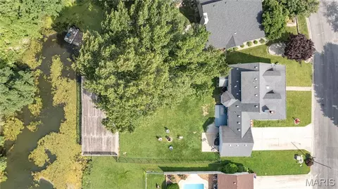 View/Area - 24 Islander Dr, Brighton, IL 62012 photo 3 of 6