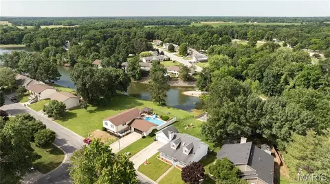 View/Area - 24 Islander Dr, Brighton, IL 62012 photo 4 of 6