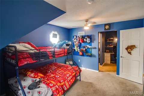 Bedroom - 24 Islander Dr, Brighton, IL 62012 photo 6 of 6