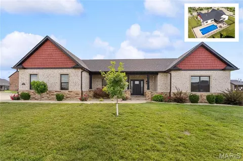 500 Shadow Rock Ct, Lebanon, IL 62254