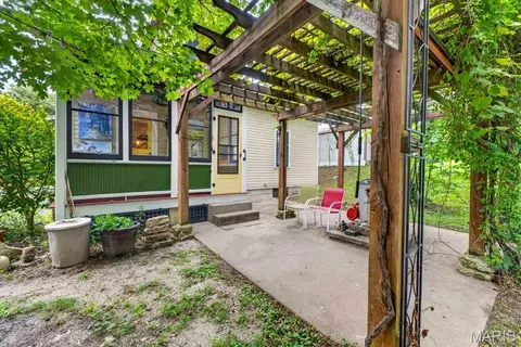 Exterior - 210 Lower St, Augusta, MO 63332 photo 3 of 5