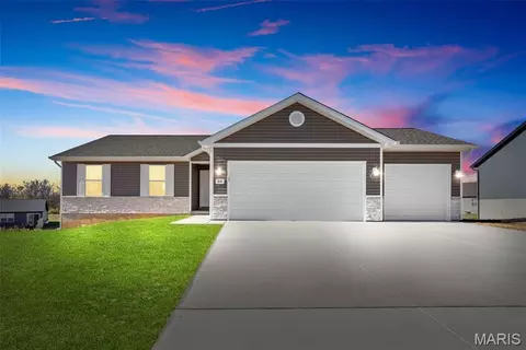 167 Bombadill Blvd, Wright City, MO 63390